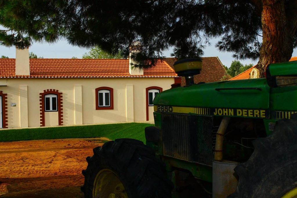 Hôtel Casal Das Flores à Torres Novas Extérieur photo