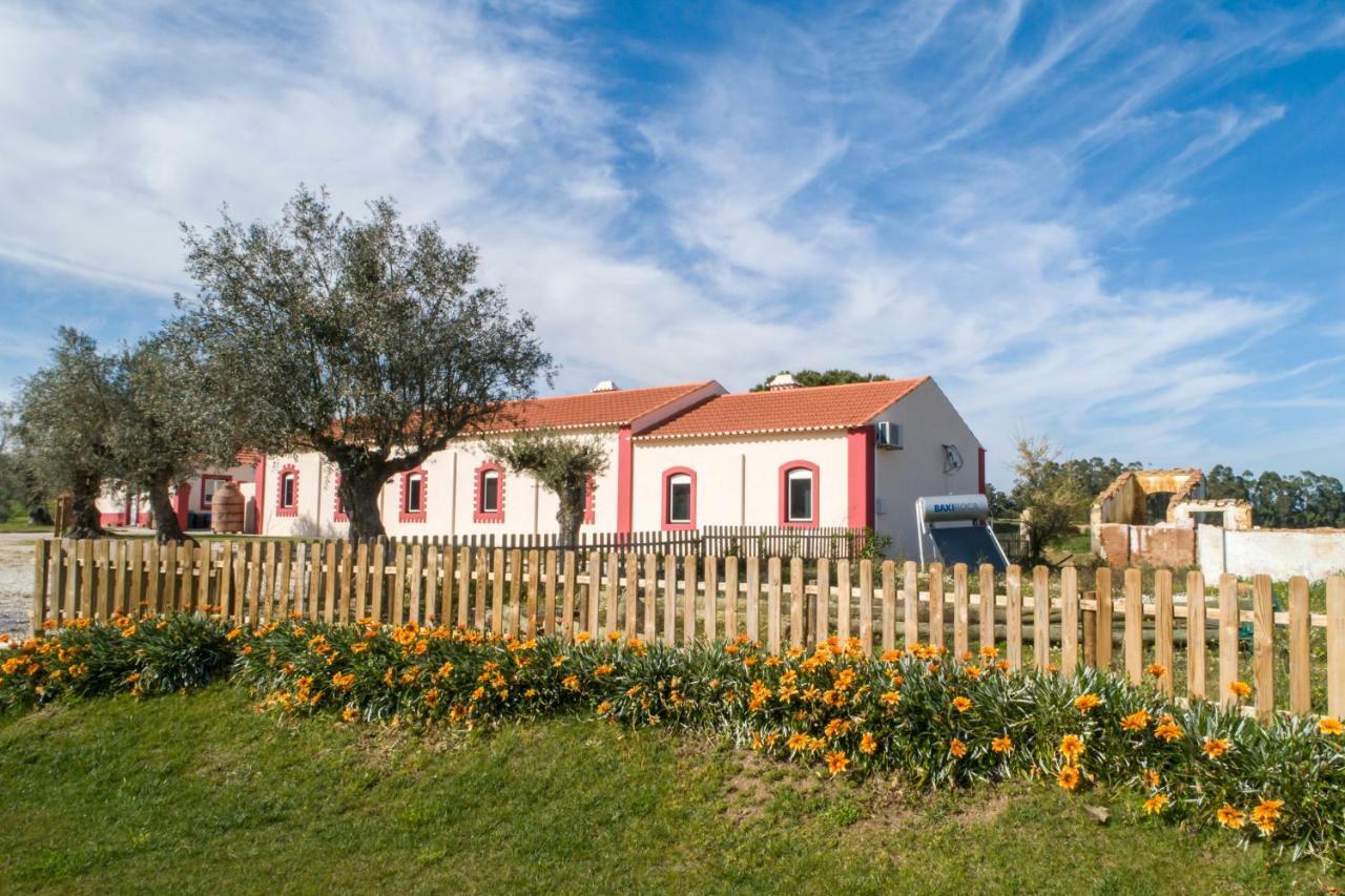 Hôtel Casal Das Flores à Torres Novas Extérieur photo